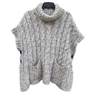 Vintage Forever 21 Cable Knit Chunky Poncho Cape OS Buttoned Sleeve Boho Y2K